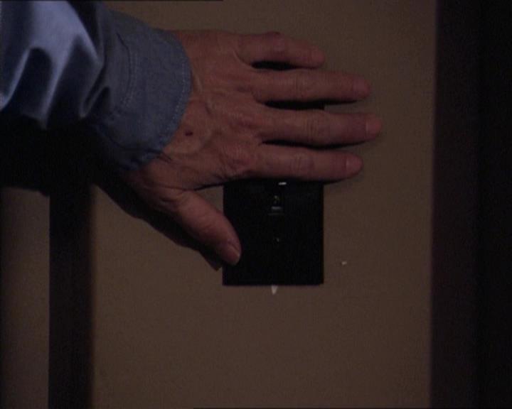 Charmed-Online-dot-net_120ThePowerOfTwo0740.jpg