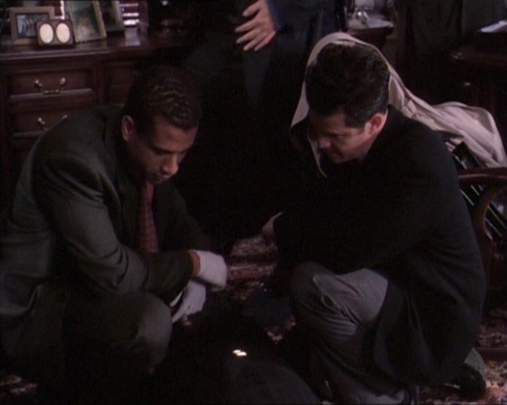 Charmed-Online-dot-net_120ThePowerOfTwo0838.jpg
