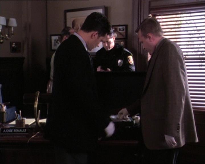 Charmed-Online-dot-net_120ThePowerOfTwo0846.jpg