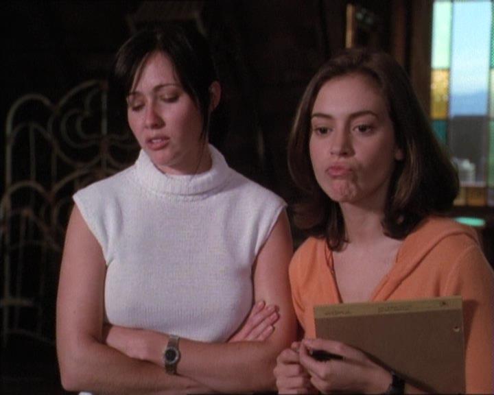 Charmed-Online-dot-net_120ThePowerOfTwo1041.jpg