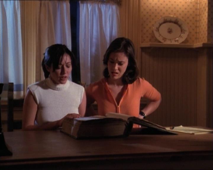 Charmed-Online-dot-net_120ThePowerOfTwo1640.jpg