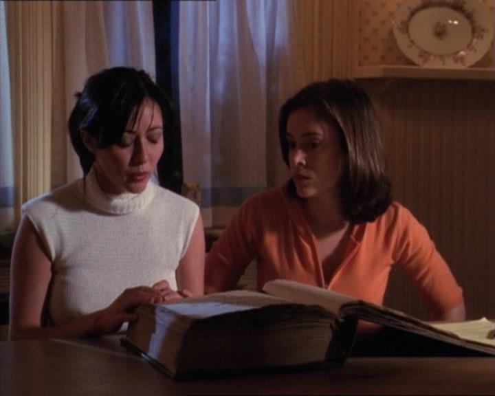 Charmed-Online-dot-net_120ThePowerOfTwo1650.jpg