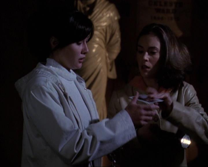 Charmed-Online-dot-net_120ThePowerOfTwo1681.jpg Charmed-Online-dot-net_120ThePowerOfTwo1681.jpg