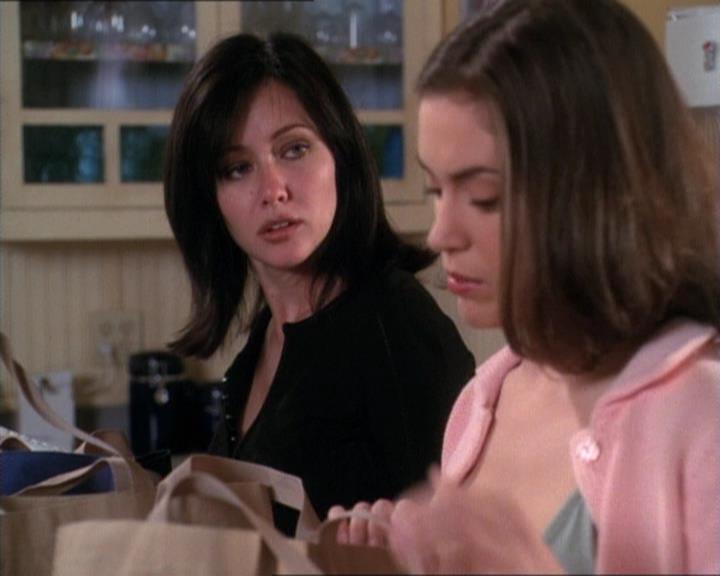 Charmed-Online-dot-net_120ThePowerOfTwo2371.jpg