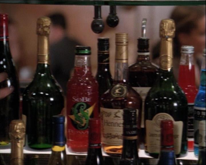 Charmed-Online-dot-net_121LoveHurts0550.jpg