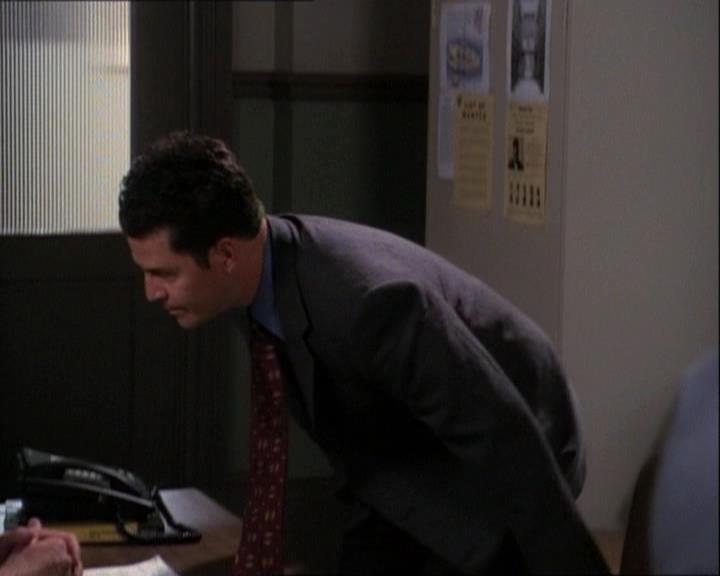 Charmed-Online-dot-net_121LoveHurts1174.jpg