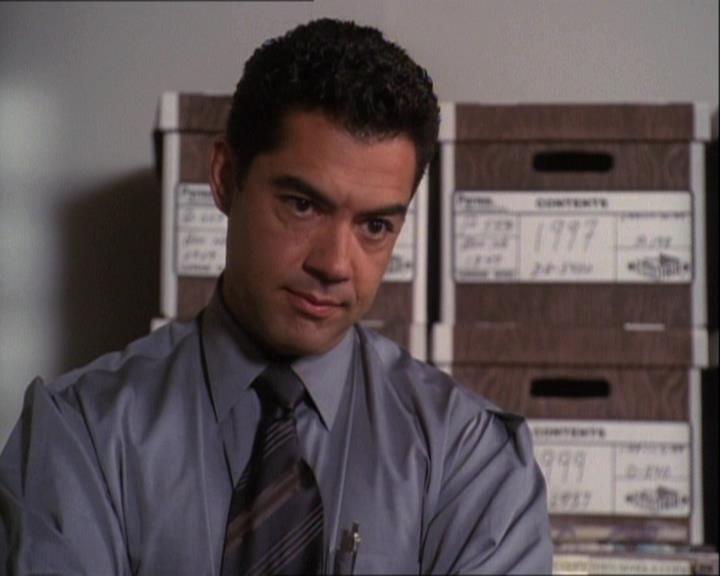 Charmed-Online-dot-net_121LoveHurts1191.jpg Charmed-Online-dot-net_121LoveHurts1191.jpg