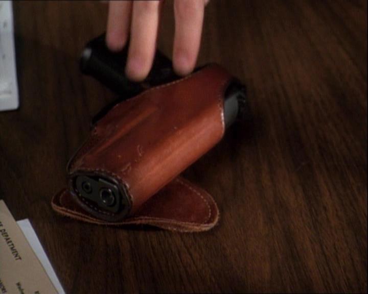 Charmed-Online-dot-net_121LoveHurts1240.jpg