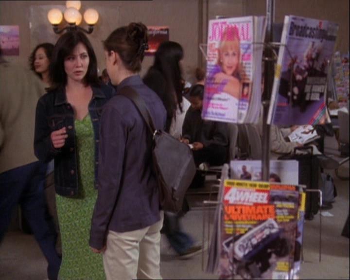 Charmed-Online-dot-net_121LoveHurts1301.jpg Charmed-Online-dot-net_121LoveHurts1301.jpg