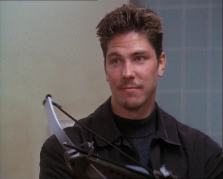 Charmed-Online-dot-net_121LoveHurts1409.jpg