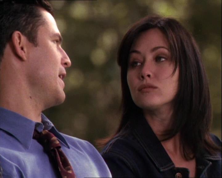Charmed-Online-dot-net_121LoveHurts1608.jpg