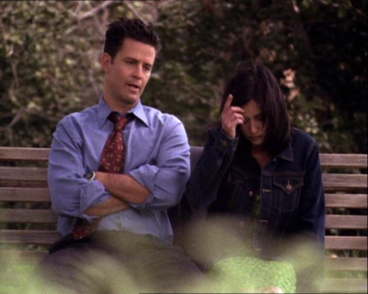 Charmed-Online-dot-net_121LoveHurts1653.jpg