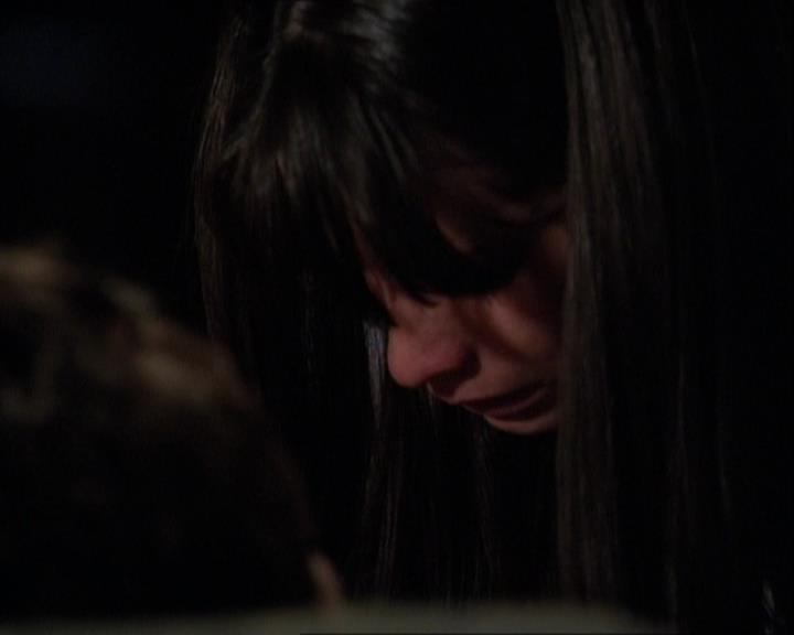 Charmed-Online-dot-net_121LoveHurts1790.jpg Charmed-Online-dot-net_121LoveHurts1790.jpg