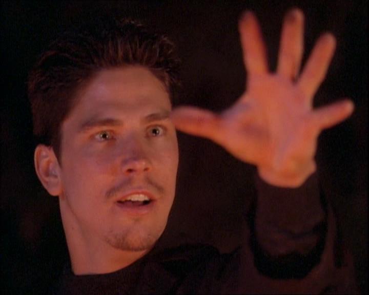 Charmed-Online-dot-net_121LoveHurts2020.jpg