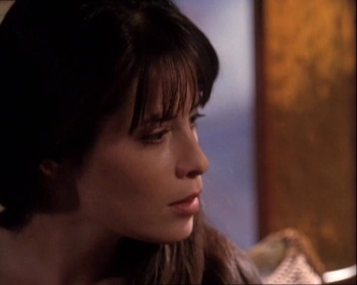 Charmed-Online-dot-net_121LoveHurts2166.jpg Charmed-Online-dot-net_121LoveHurts2166.jpg