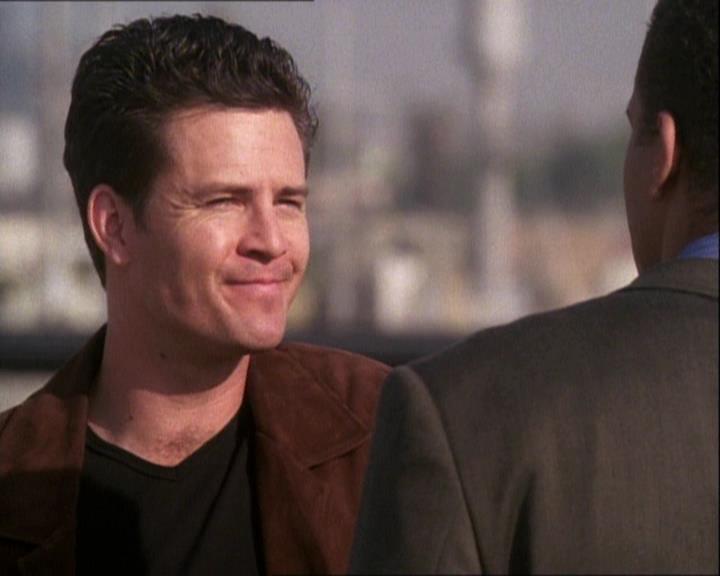 Charmed-Online-dot-net_121LoveHurts2239.jpg