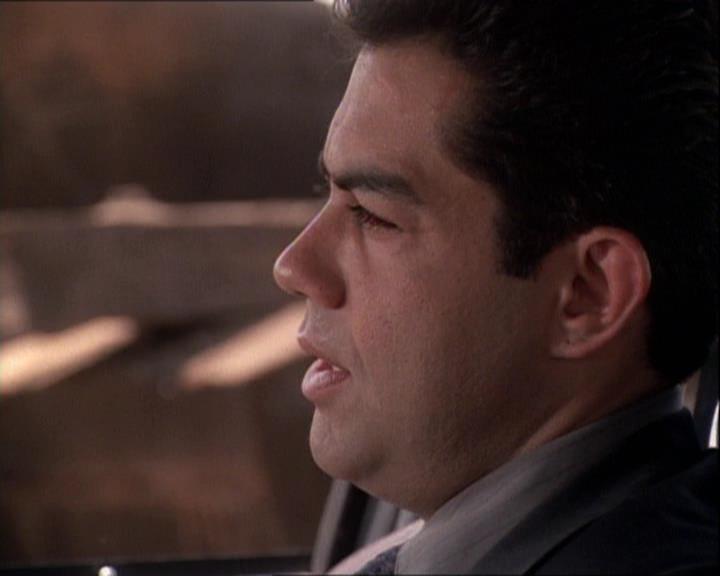 Charmed-Online-dot-net_121LoveHurts2321.jpg