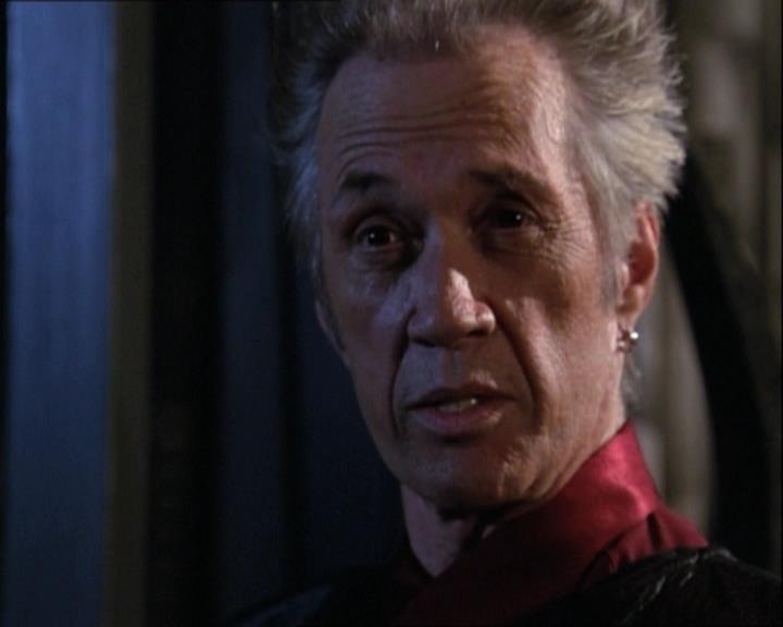 Charmed-Online-dot-net_122DejaVuAllOverAgain0097.jpg