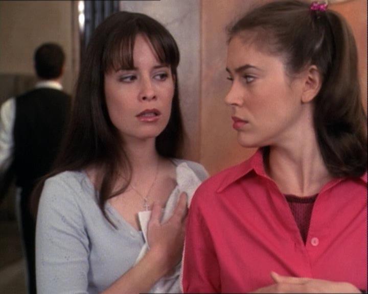 Charmed-Online-dot-net_122DejaVuAllOverAgain0588.jpg Charmed-Online-dot-net_122DejaVuAllOverAgain0588.jpg