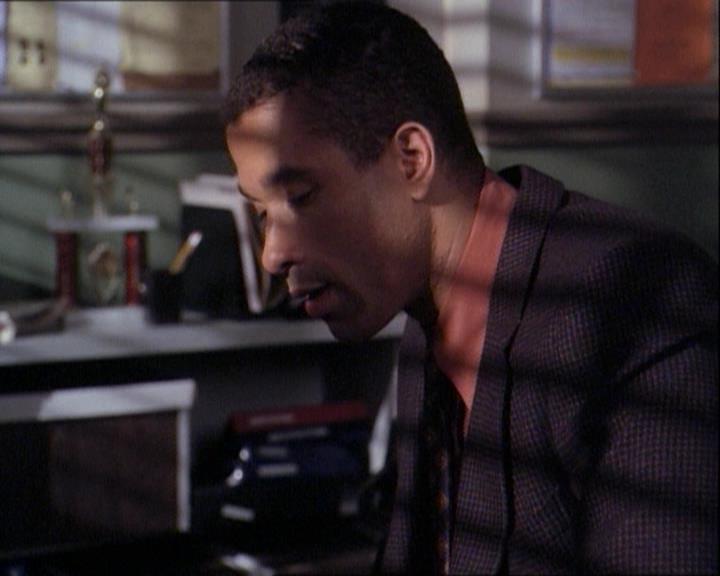 Charmed-Online-dot-net_122DejaVuAllOverAgain1080.jpg