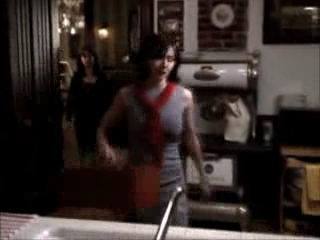 Charmed-Online-dot-net_Charmed-1x00UnairedPilot-0293.jpg