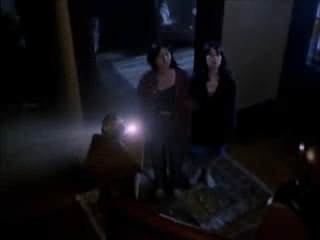 Charmed-Online-dot-net_Charmed-1x00UnairedPilot-0680.jpg