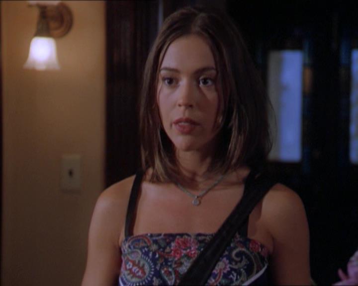 Charmed-Online_dot_net-2x01WitchTrial0138.jpg