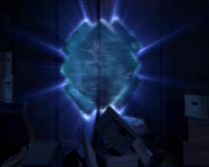Charmed-Online_dot_net-2x01WitchTrial0184.jpg