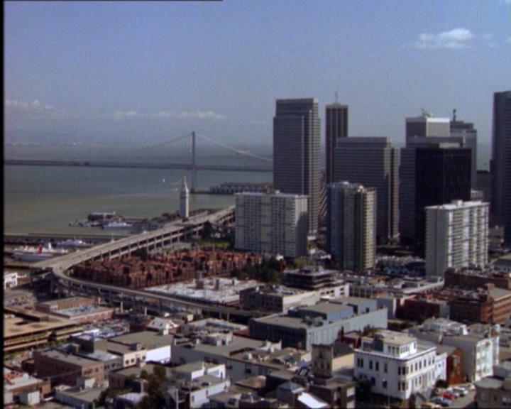 Charmed-Online_dot_net-2x01WitchTrial0273.jpg
