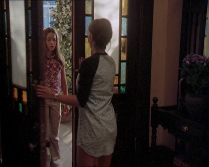 Charmed-Online_dot_net-2x01WitchTrial0357.jpg