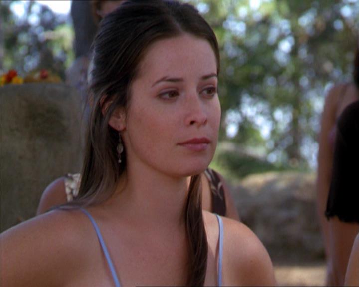 Charmed-Online_dot_net-2x01WitchTrial0541.jpg