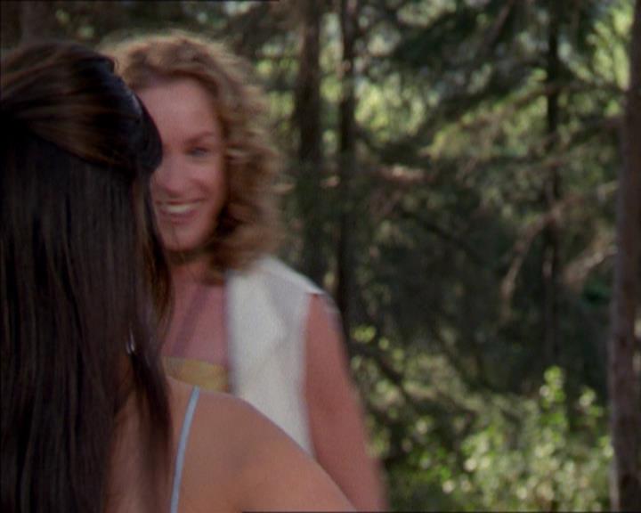 Charmed-Online_dot_net-2x01WitchTrial0549.jpg