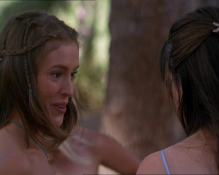 Charmed-Online_dot_net-2x01WitchTrial0571.jpg