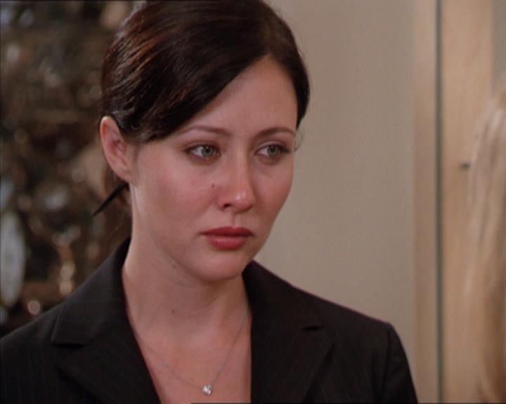 Charmed-Online_dot_net-2x01WitchTrial0669.jpg
