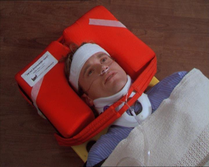 Charmed-Online_dot_net-2x01WitchTrial0902.jpg