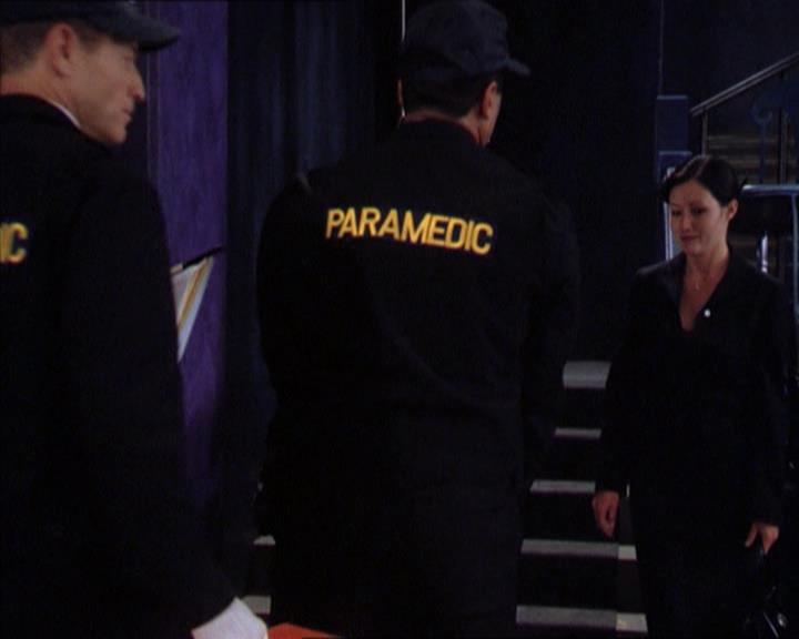 Charmed-Online_dot_net-2x01WitchTrial0918.jpg