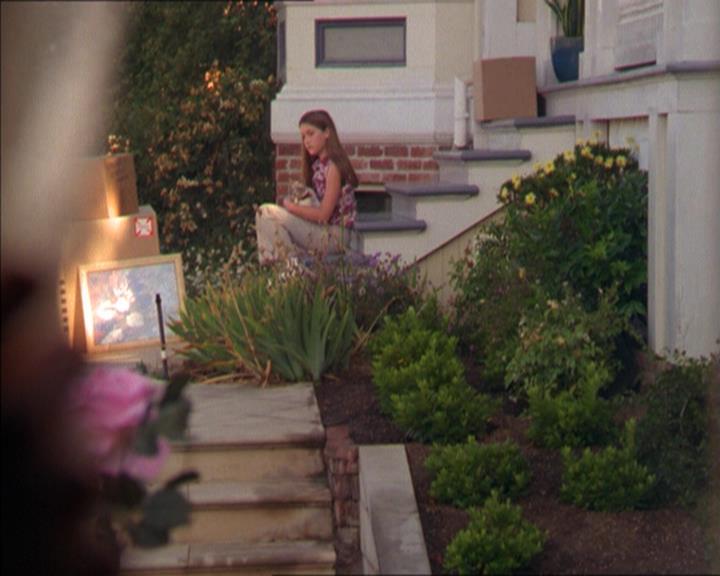 Charmed-Online_dot_net-2x01WitchTrial0982.jpg