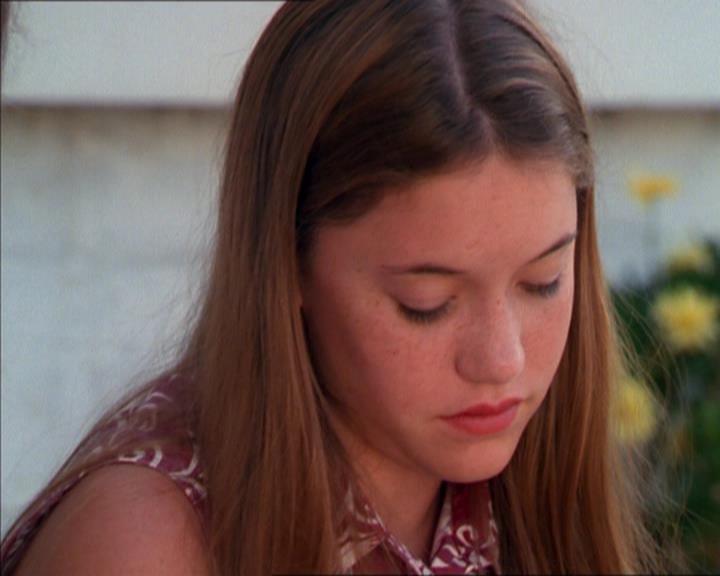 Charmed-Online_dot_net-2x01WitchTrial1029.jpg