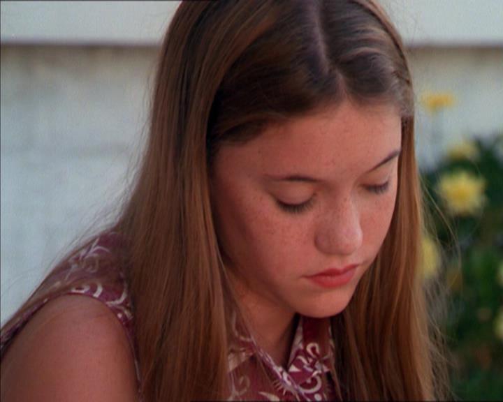 Charmed-Online_dot_net-2x01WitchTrial1033.jpg