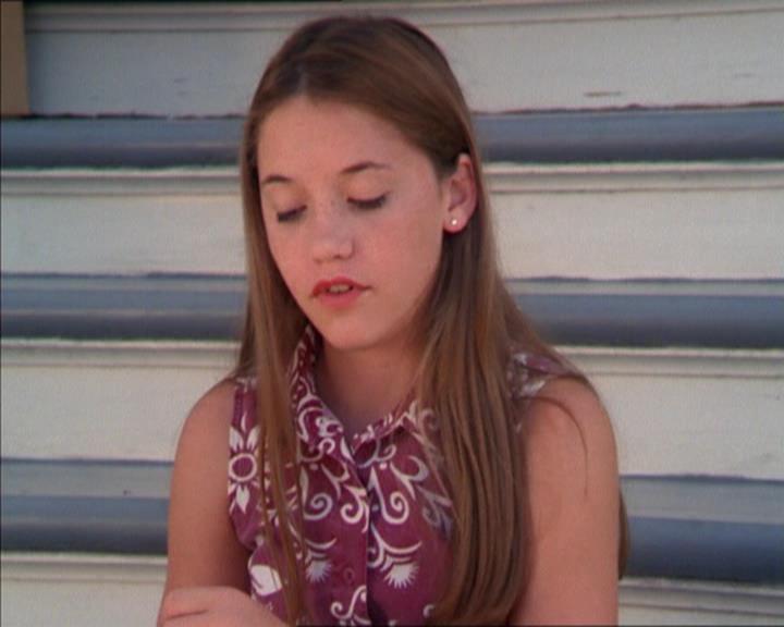 Charmed-Online_dot_net-2x01WitchTrial1081.jpg