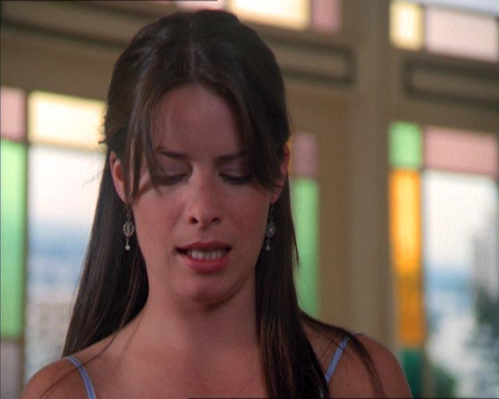Charmed-Online_dot_net-2x01WitchTrial1175.jpg