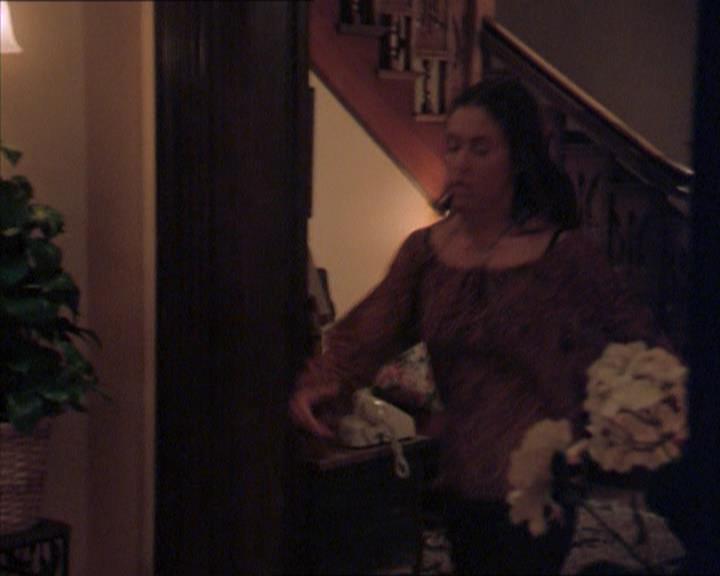 Charmed-Online_dot_net-2x01WitchTrial1573.jpg