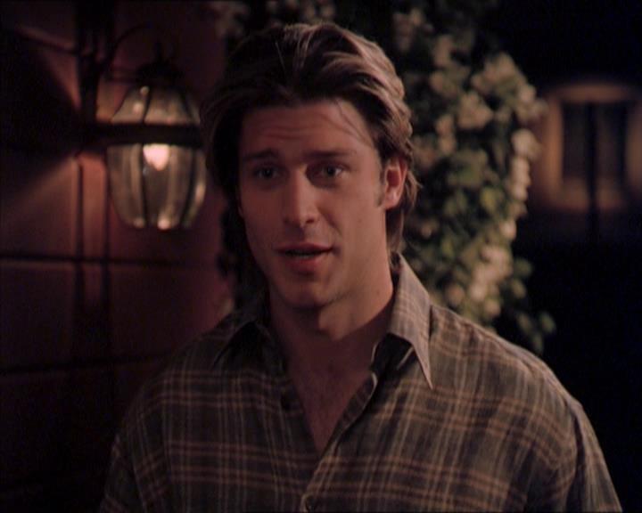 Charmed-Online_dot_net-2x01WitchTrial1585.jpg