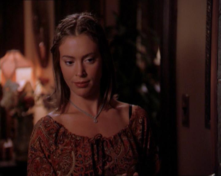 Charmed-Online_dot_net-2x01WitchTrial1638.jpg
