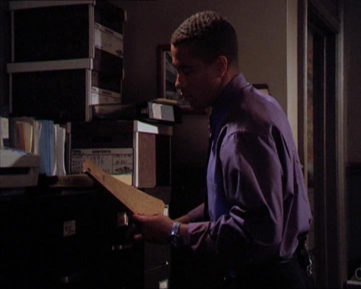 Charmed-Online_dot_net-2x01WitchTrial1669.jpg