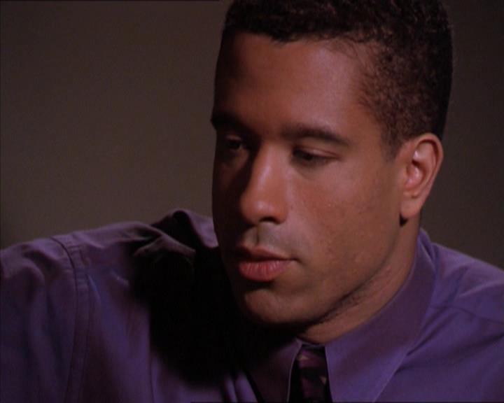 Charmed-Online_dot_net-2x01WitchTrial1743.jpg