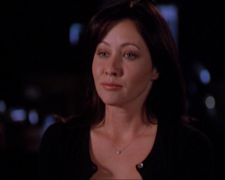 Charmed-Online_dot_net-2x01WitchTrial1835.jpg