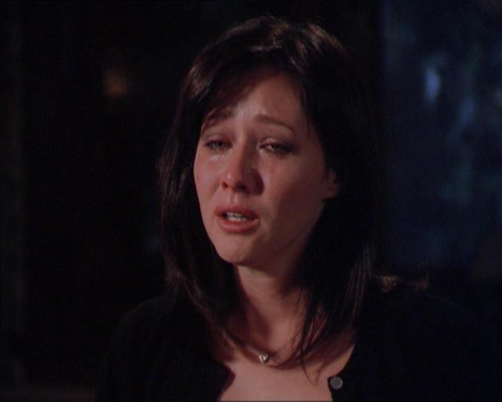 Charmed-Online_dot_net-2x01WitchTrial2020.jpg