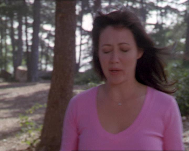 Charmed-Online_dot_net-2x01WitchTrial2166.jpg