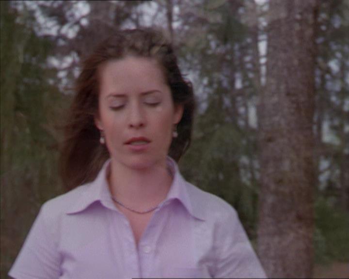 Charmed-Online_dot_net-2x01WitchTrial2173.jpg